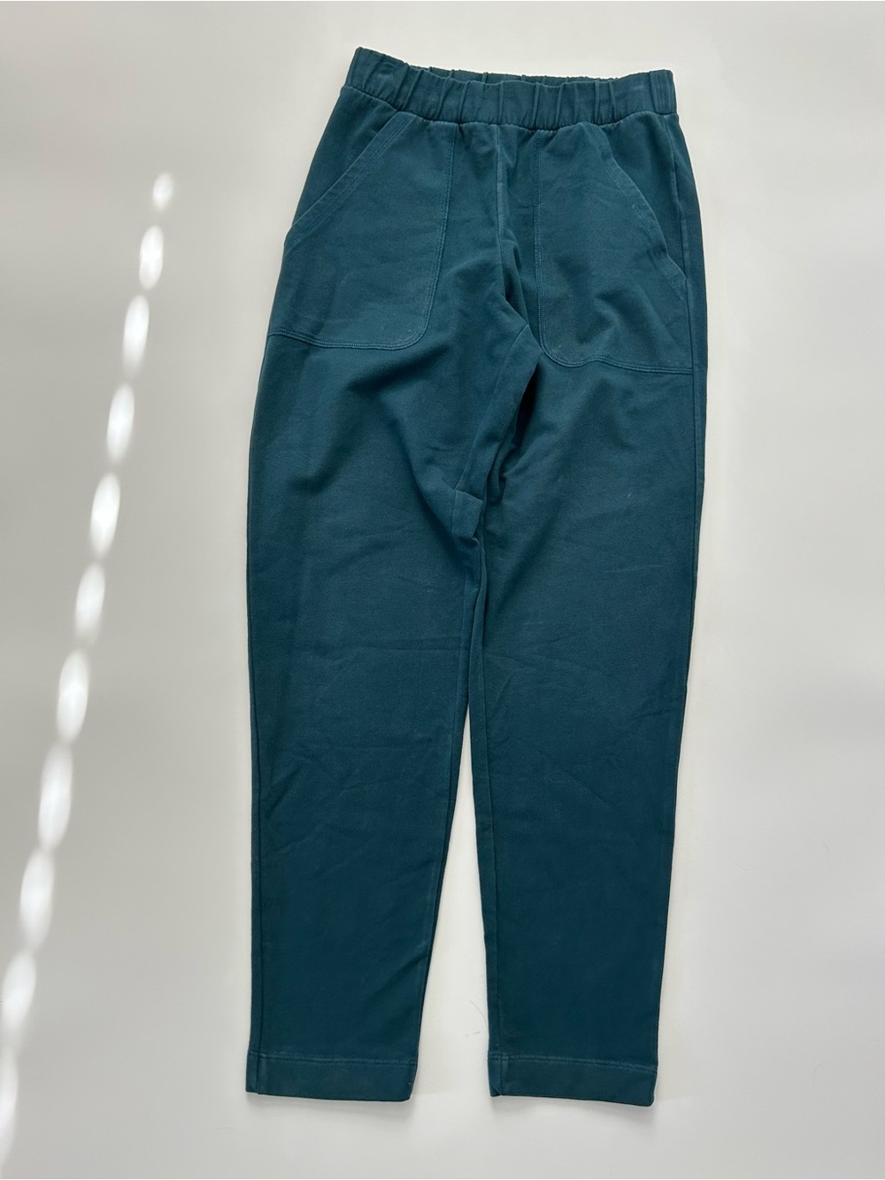 Lilla P Pull On Lounge Pant
Sweatpants
Fleece
Teal
Comfy
Soft
Warm
Classic
XS